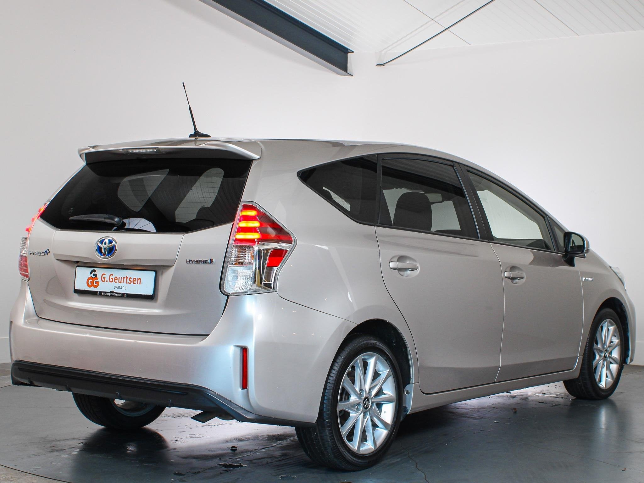 Toyota Prius + 1.8 Business Plus 7-Persoons Head-Up, Stoelve, Gebruikt, 4 cilinders, 7 stoelen, Bedrijf
