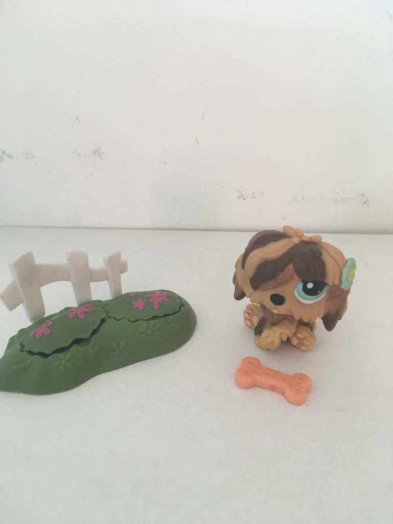 Littlest Pet Shop hondje met accessoires, Ophalen of Verzenden, Zo goed als nieuw, Jongen of Meisje