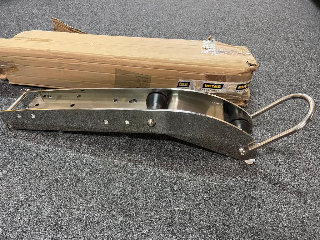MAXset gepolijsd RVS boegrol 25-40 | Vetus P105083 NIEUW, Ophalen of Verzenden, Nieuw, Motor en Techniek