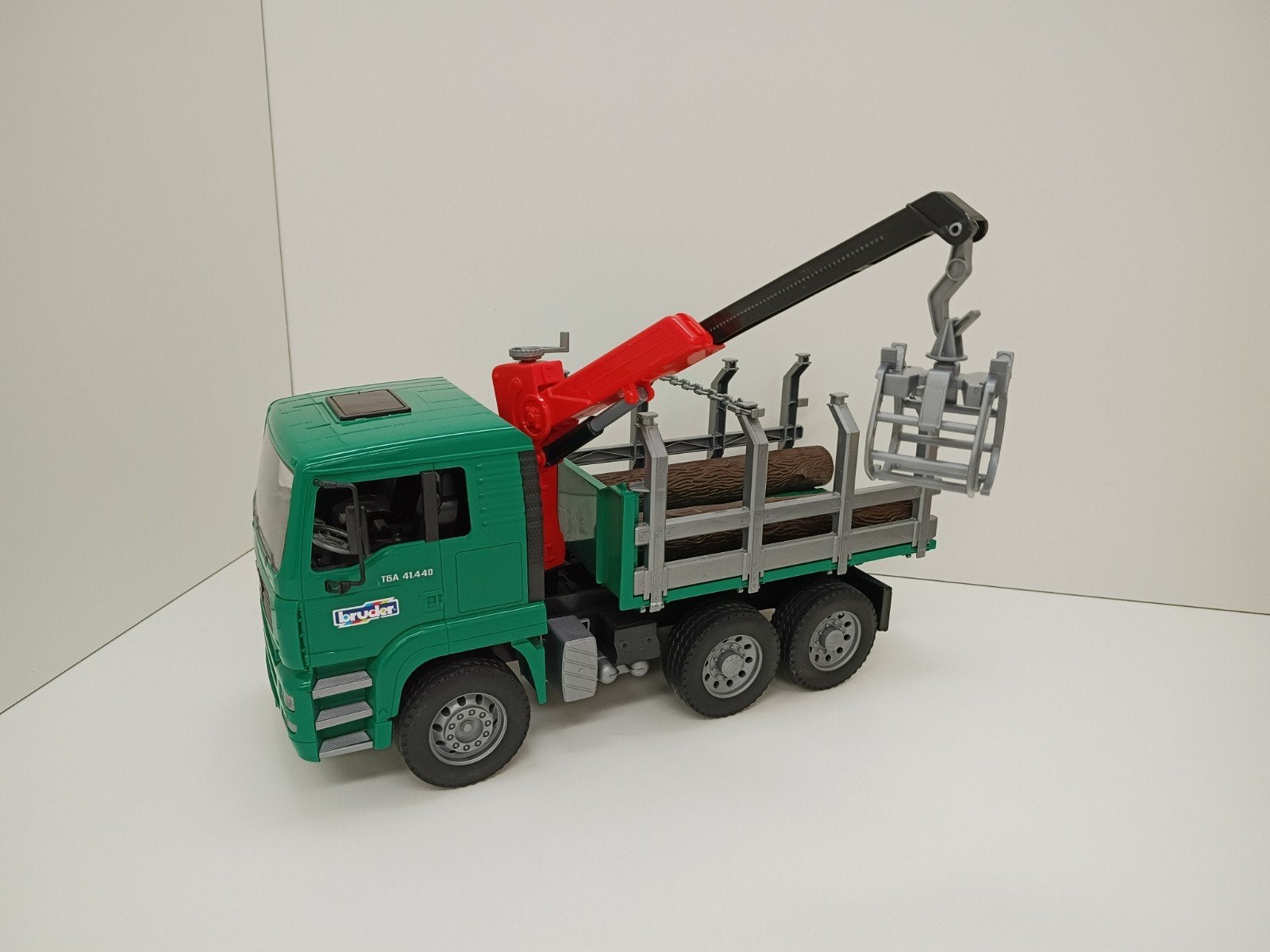 Bruder 1/16 MAN boomstammen vrachtwagen 2769, Ophalen of Verzenden, Gebruikt