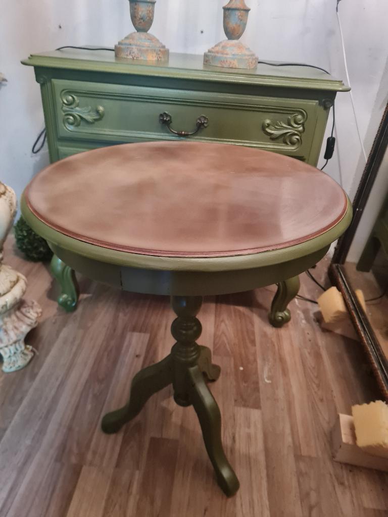 Zeer oud wijntafeltje in antiek groene kleur, Ophalen of Verzenden