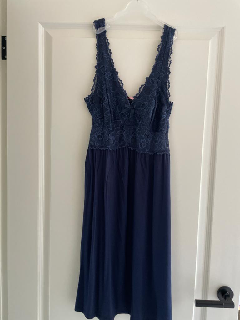 Hunkemöller slipdress blauw, Kleding | Dames, Ophalen of Verzenden, Blauw, Nachtkleding