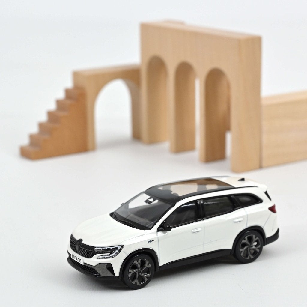 Norev 1:43 Renault Espace Esprit Alpine 2023 Pearl White
