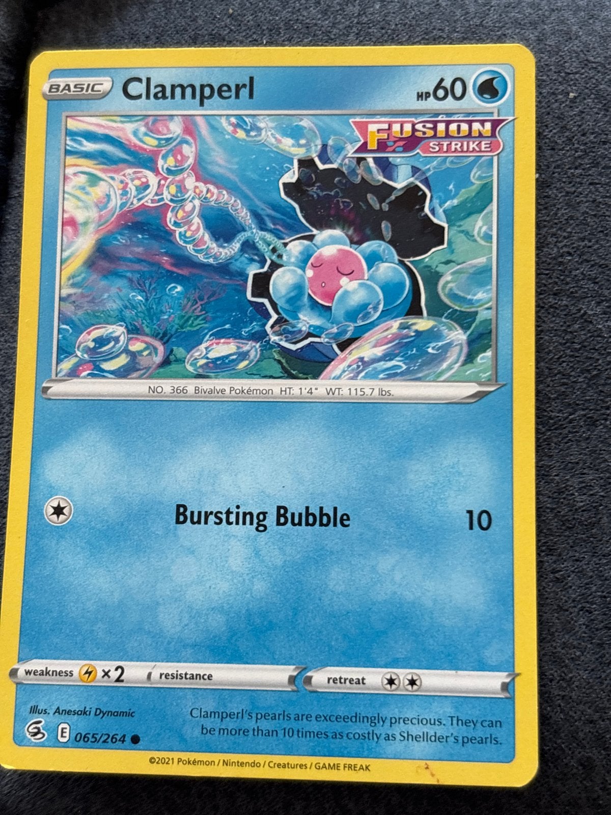 Clamperl Fusion Strike Pokémon Kaart 065/264, Ophalen, Zo goed als nieuw, Losse kaart
