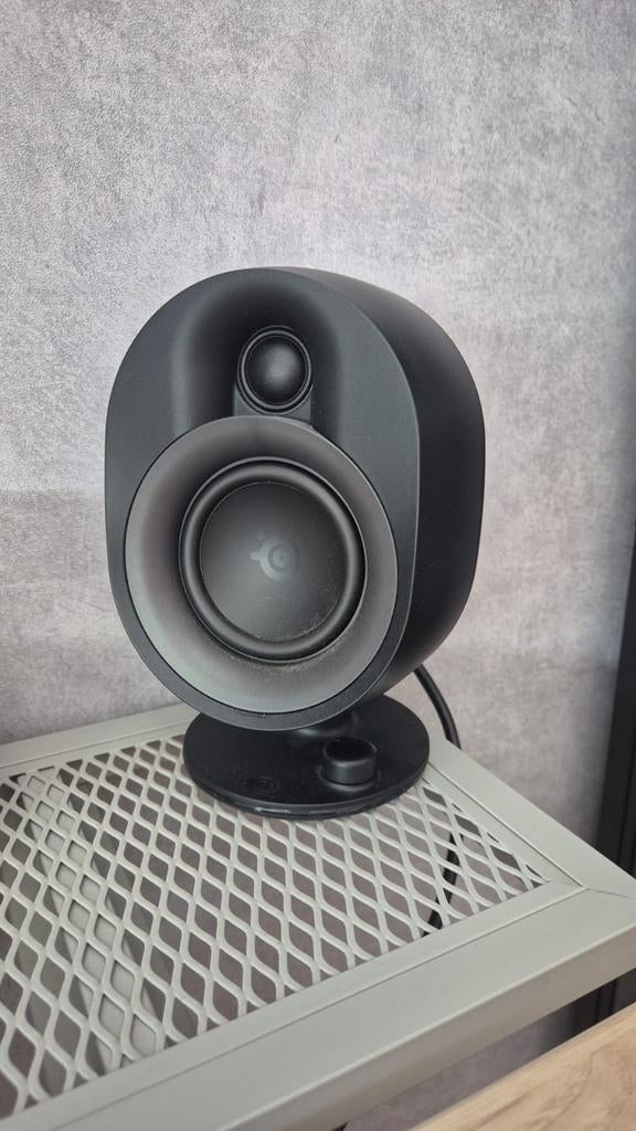 Steelseries arena 7 speakers, Computers en Software, Pc speakers, Ophalen, Zo goed als nieuw