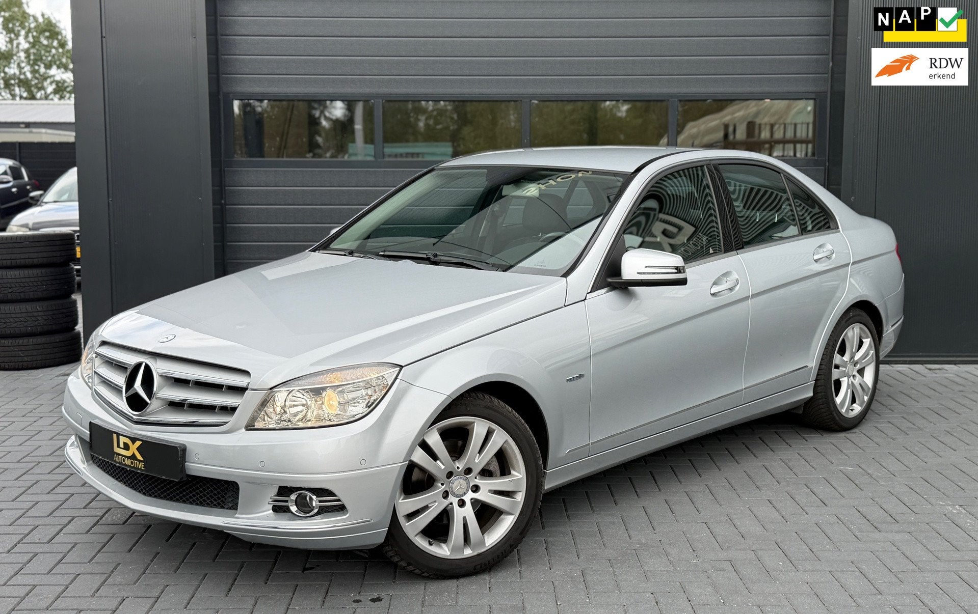 Mercedes-Benz C-klasse 180 CGI BlueEFFICIENCY Business Class, Auto's, Mercedes-Benz, Automaat, Achterwielaandrijving, 1796 cc