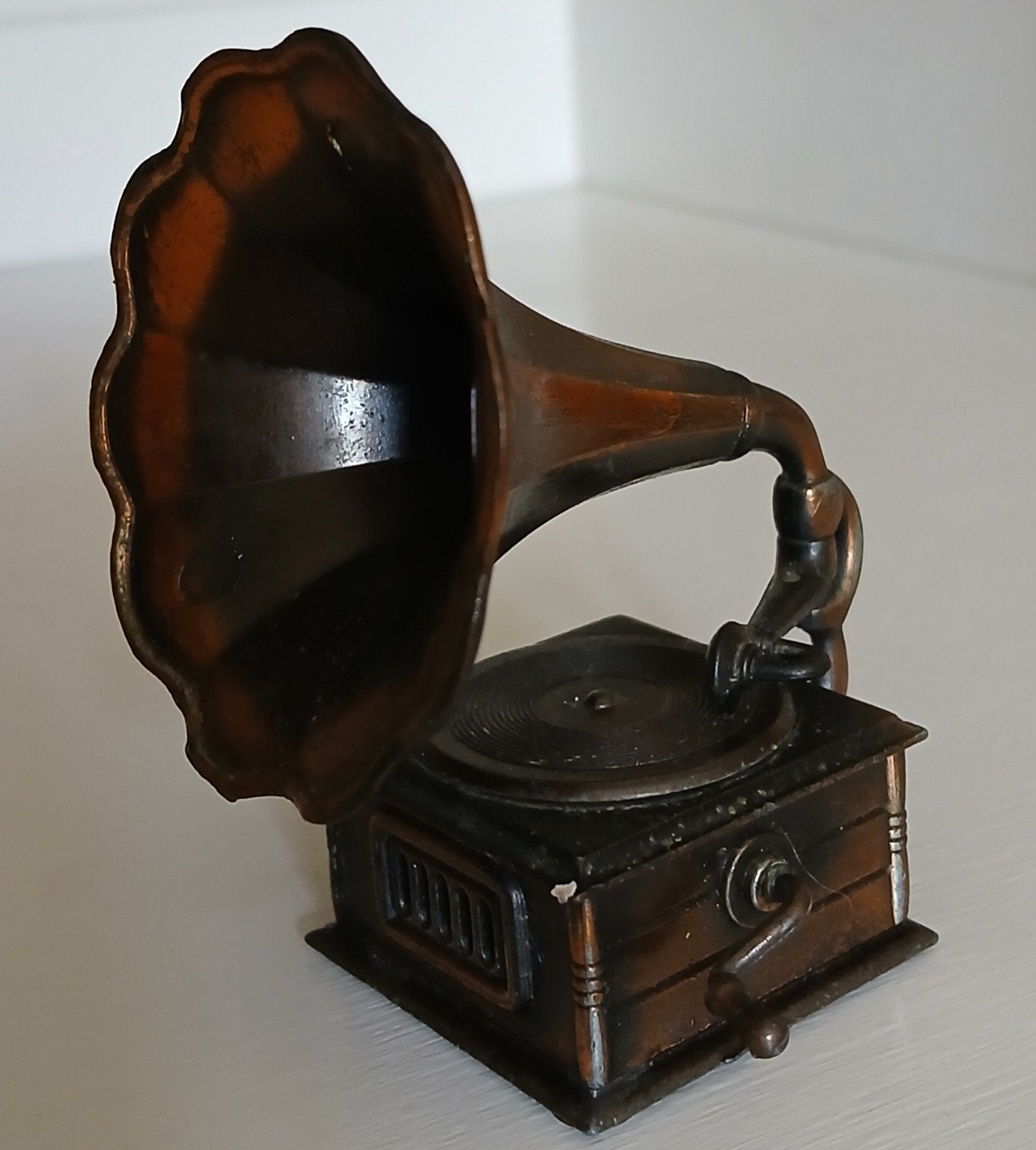 Miniatuur Grammofoon puntenslijper 1:12, Ophalen of Verzenden, Zo goed als nieuw, Decoratie