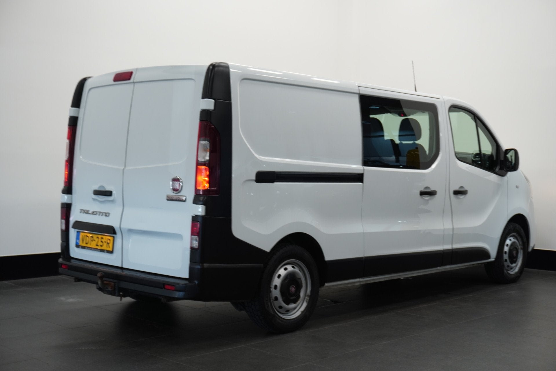 Fiat Talento 1.6 MJ 125PK L2 Dubbele Cabine EURO 6 - Airco -, Voorwielaandrijving, Dealer onderhouden, Stof, Gebruikt