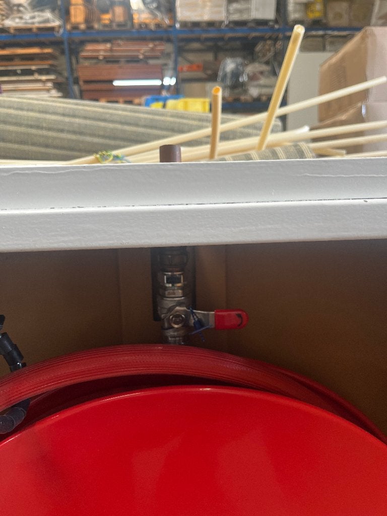 Brandslanghaspel in kast - 76x85x21 cm, Ophalen, Gebruikt, Brandblusser