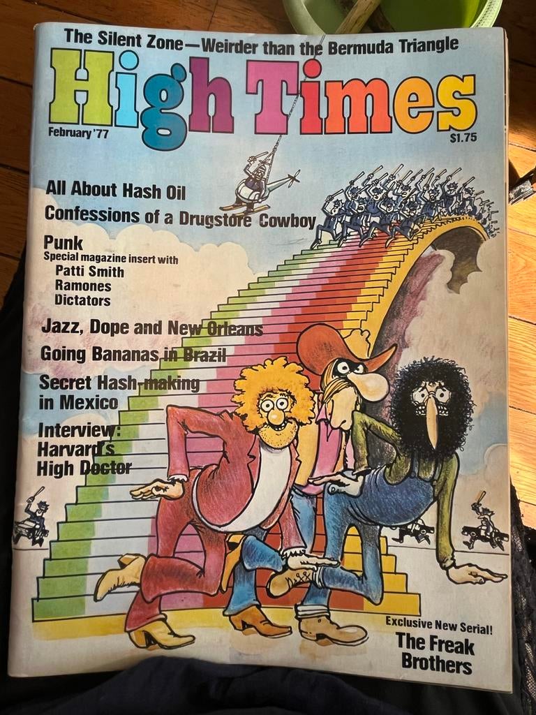 High Times Magazine - Februari '77 - Vintage Editie, Boeken, Tijdschriften en Kranten, Ophalen of Verzenden, Gelezen, Overige typen