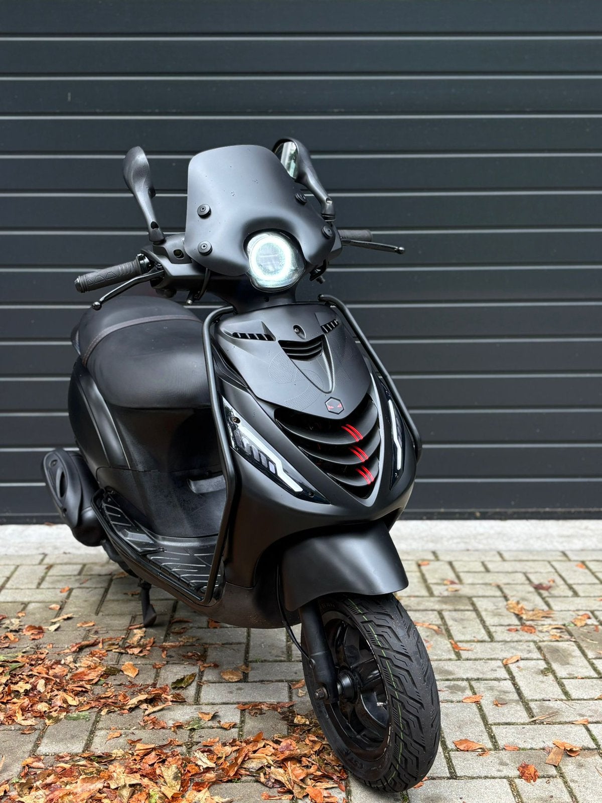 Piaggio zip 2016, Fietsen en Brommers, Maximaal 45 km/u, Zip, Ophalen of Verzenden, Zo goed als nieuw