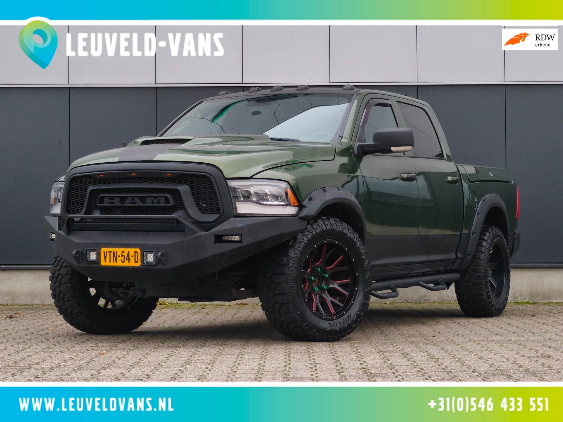 Dodge RAM 1500 REBEL 5.7 HEMI LUCHTVERING 4X4 CLIMATE CRUISE, Automaat, Gebruikt, 390 pk, Vierwielaandrijving