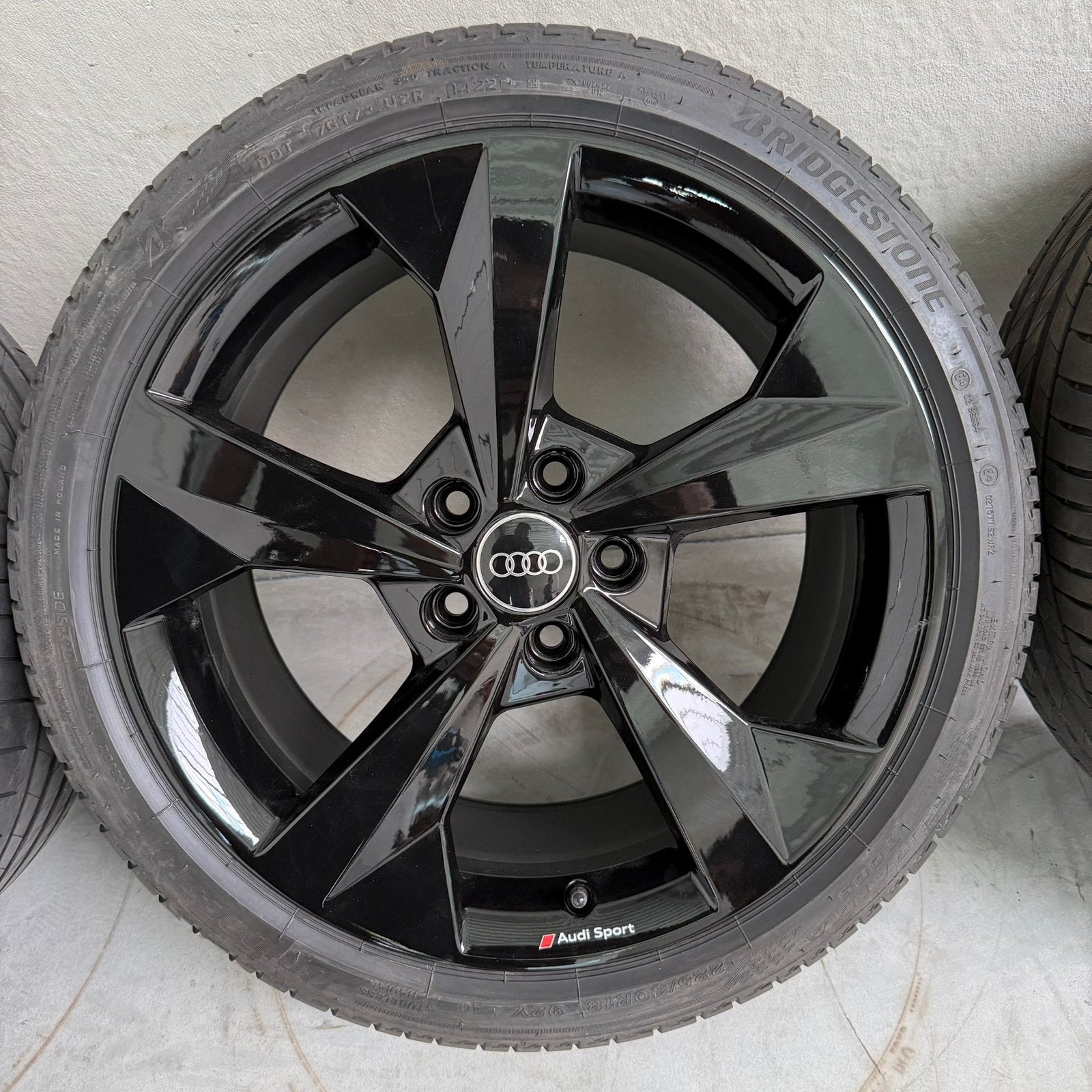 18 inch Origineel Audi A3 S3 velgen met banden S line, Auto-onderdelen, 18 inch, Gebruikt, Ophalen of Verzenden, Velgen