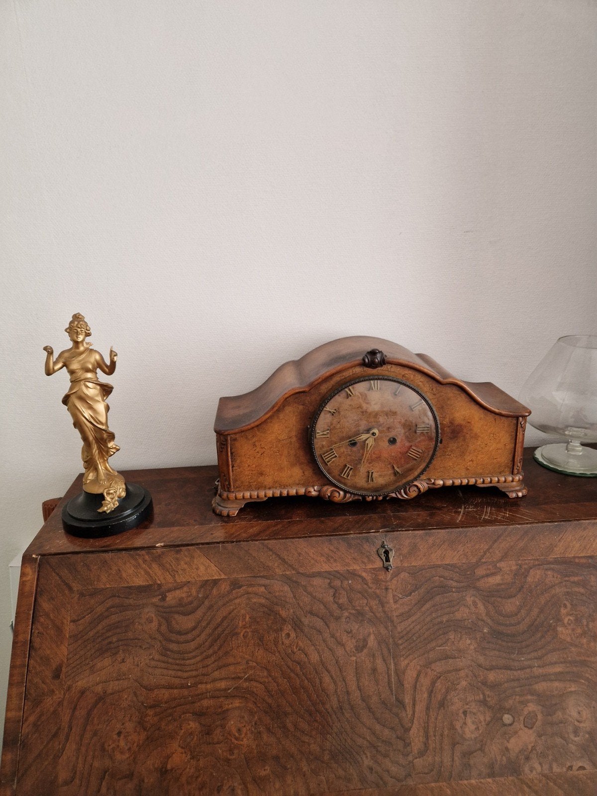 Antiek bronzen beeldje van een vrouw, Ophalen of Verzenden