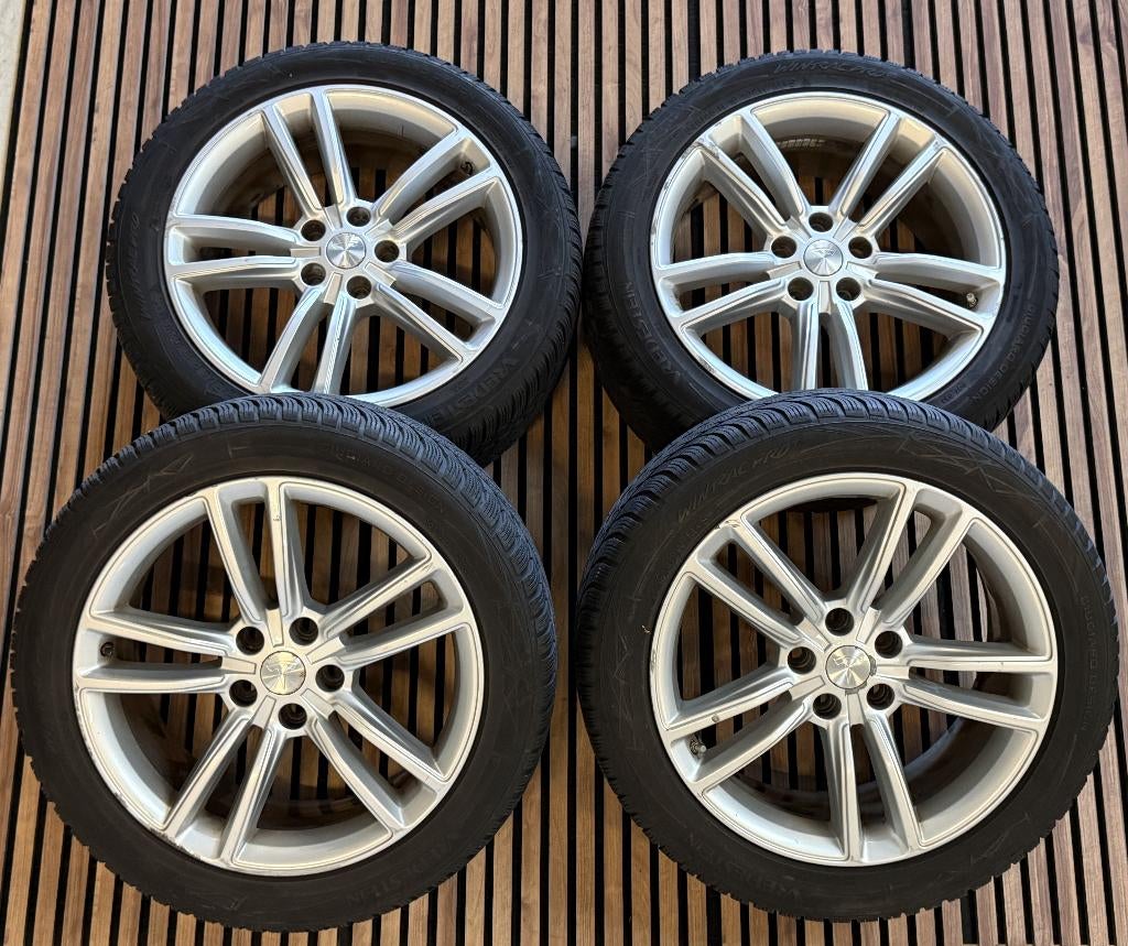 Set 19' Tesla velgen 245/45/19 Steekmaat 5x120, 19 inch, Banden en Velgen, Personenwagen, Gebruikt