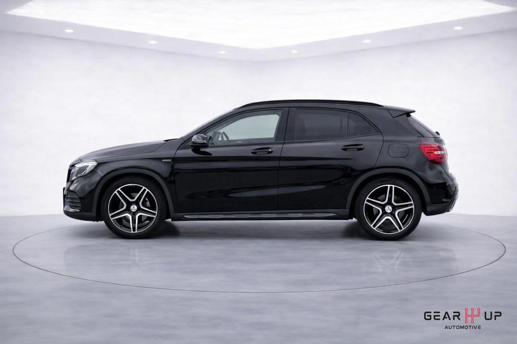 Mercedes-Benz GLA-klasse 200 AUTOM AMG PANO|CRUISE|NAVI|, Auto's, Gebruikt, Euro 6, 715 kg, Zwart