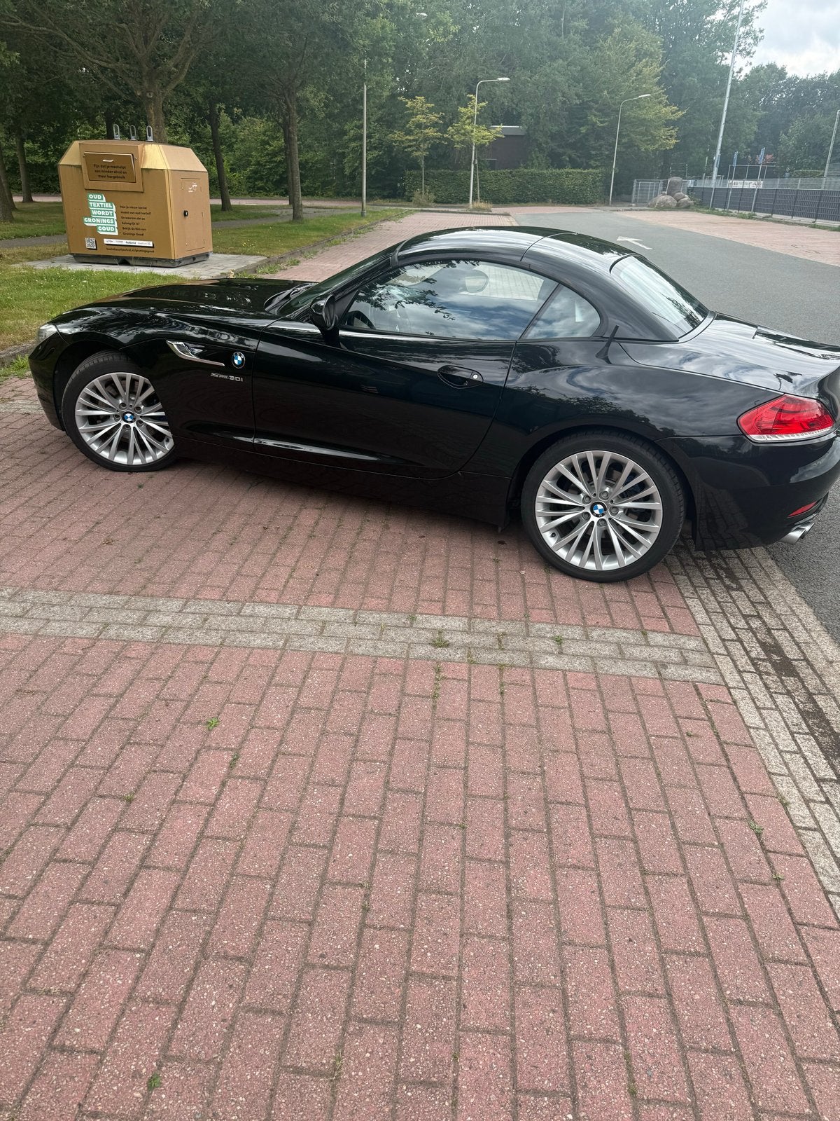 BMW Z4 3.0 Roadster 30I 2009 Zwart, Achterwielaandrijving, 75 €/maand, Handgeschakeld, 1390 kg