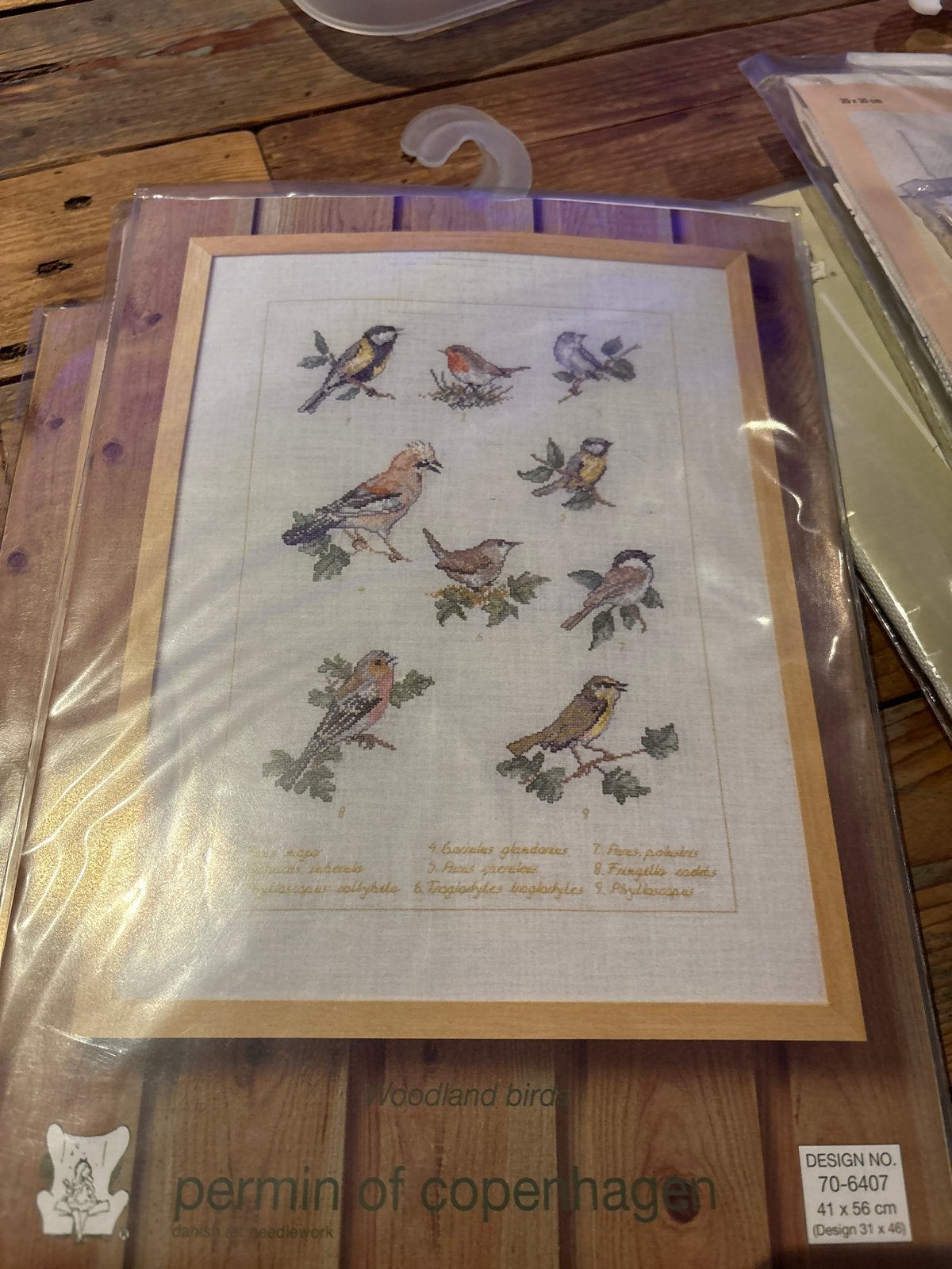 Nieuw Borduurpakket Permin of Copenhagen - Woodland Birds, Verzenden, Nieuw, Handborduren, Borduurpakket