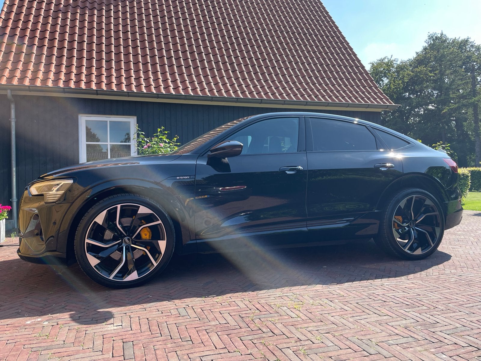 23 inch velgen met banden voor Audi E-Tron/ Q8, Ophalen, Gebruikt, 285 mm, Banden en Velgen
