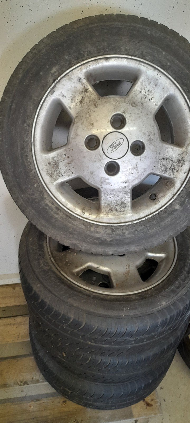 velgen met banden, Ophalen, 14 inch, Gebruikt, 185 mm