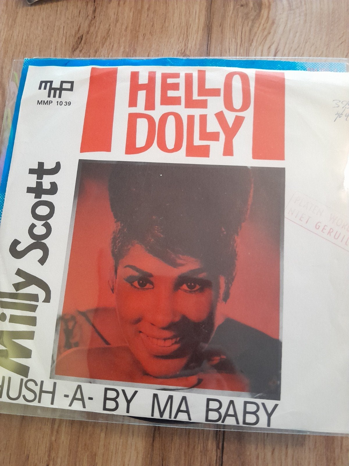 Milly scott 7 inch hello dolly, Ophalen of Verzenden, Zo goed als nieuw, Pop