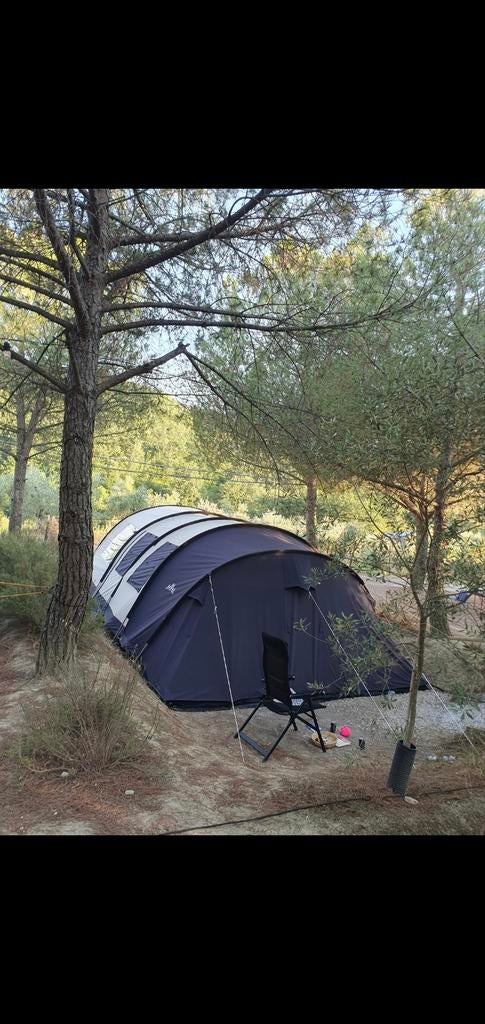 Familia 6 Tent + Bagagewagen - Ideaal voor gezinnen!, Caravans en Kamperen, Tenten, Ophalen of Verzenden, Gebruikt, Tot en met 6