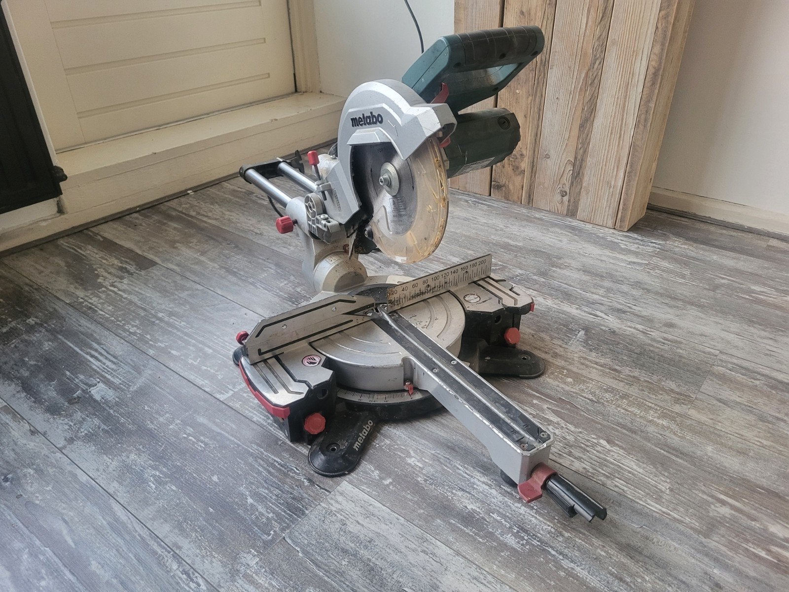 Metabo Afkortzaag - Krachtige en Betrouwbare Zaag, Ophalen, Gebruikt, 70 mm of meer, Afkortzaag