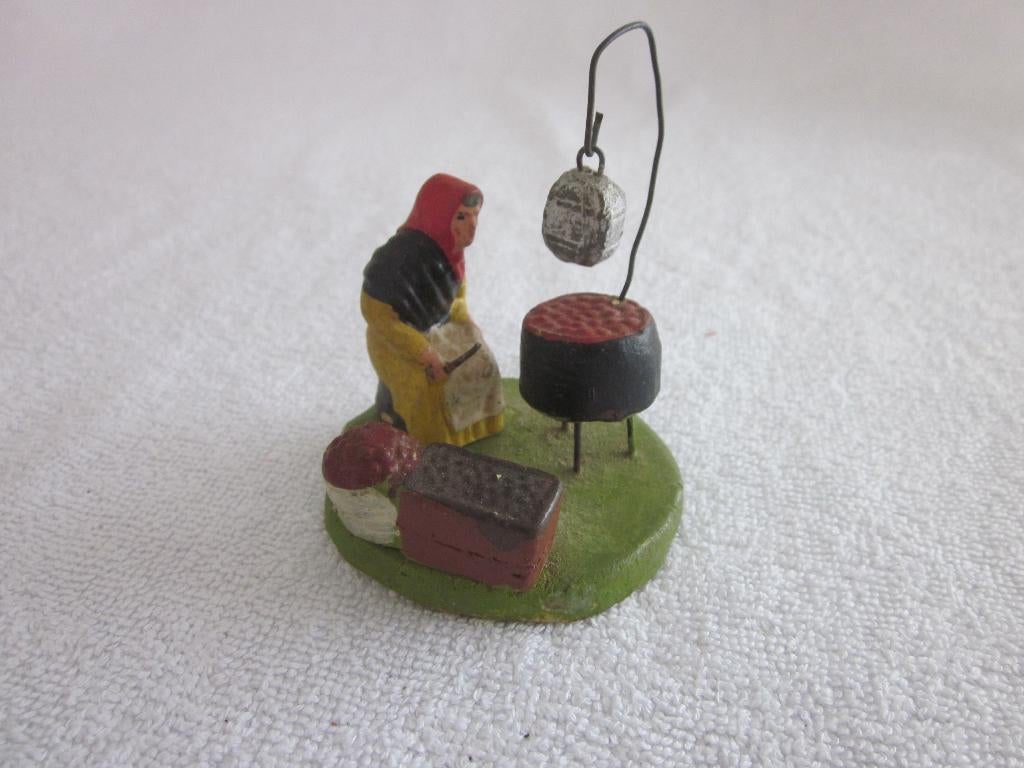 Handgemaakt traditionele verkoper die kastanjes bereidt ., Ophalen of Verzenden