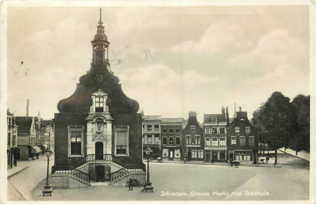 388-545-001 Schiedam Groote Markt met Stadhuis, Verzenden, Voor 1920, Zuid-Holland