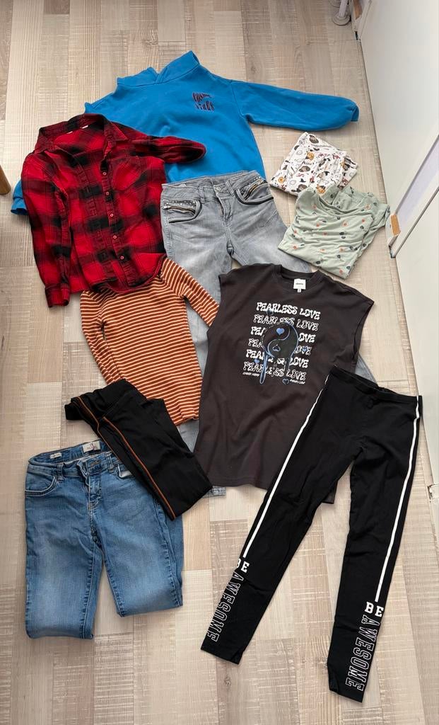 Meisjes kleding pakket maat 146-152 en enkele iets groter., Ophalen of Verzenden, Zo goed als nieuw, Meisje, Broek
