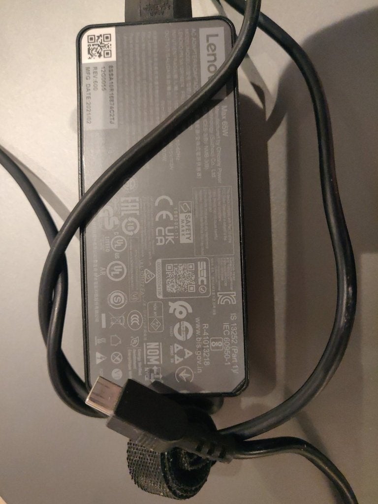 Foto 7 van Lenovo ideapad 5-15ARE05 - Type 81YQ