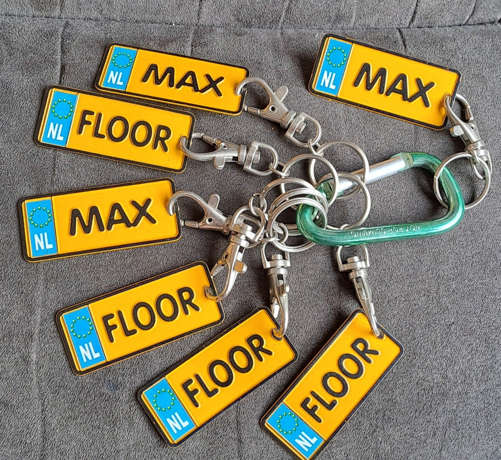 Sleutelhangers namen 'FLOOR' & 'MAX', Ophalen of Verzenden, Nieuw, Overige typen