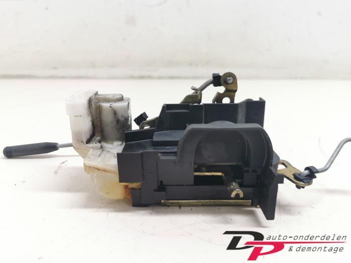 Deurslot Mechaniek 2Deurs links van een Fiat Punto, Auto-onderdelen, Gebruikt, -, -, Ophalen of Verzenden
