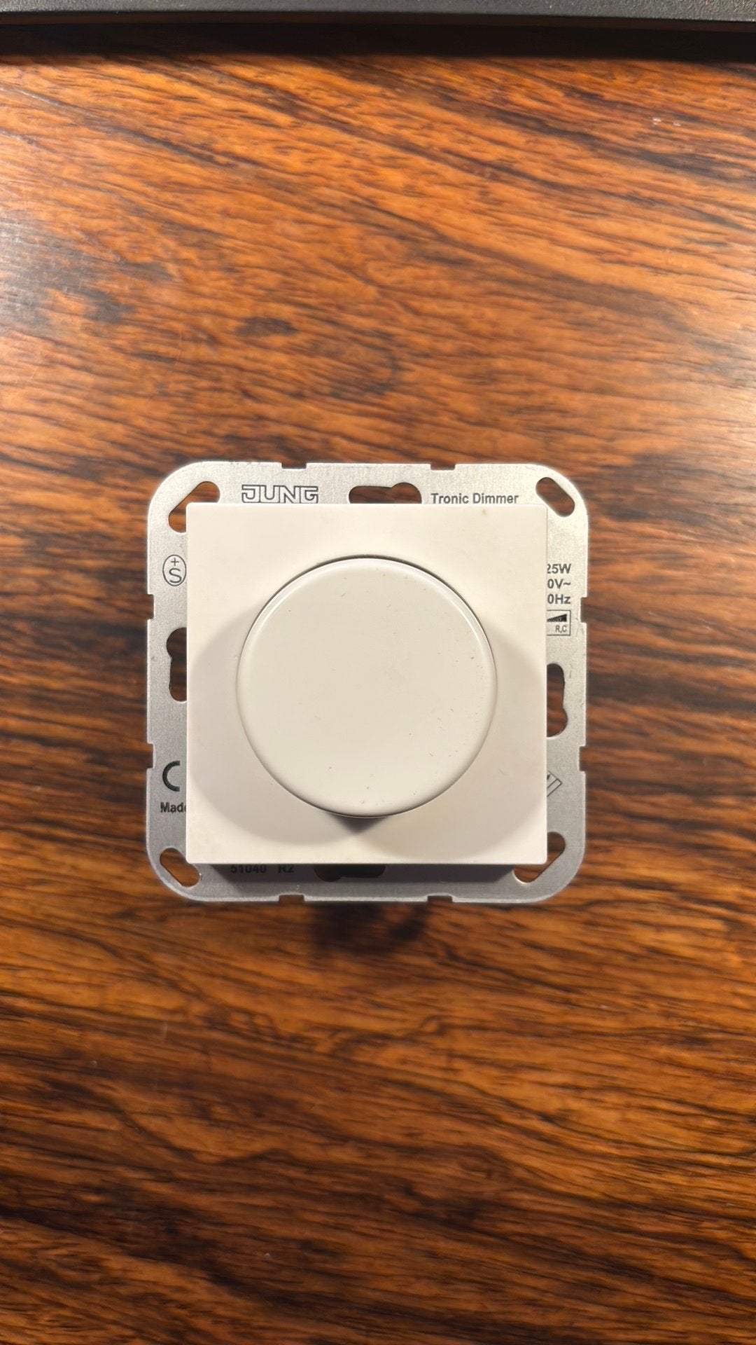 Jung dimmer. Alpine wit. 20-525W, Ophalen of Verzenden, Zo goed als nieuw, Jung, Dimmer
