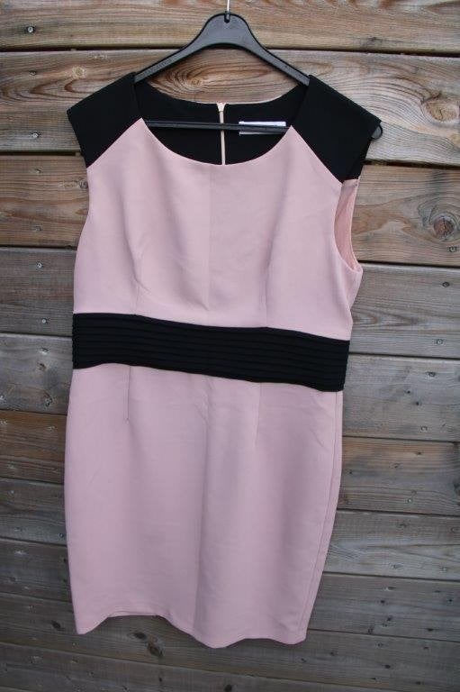 Jurk roze/ zwart Rinascimento mt Xl Vaste prijs OPRUIMING, Ophalen of Verzenden, Zo goed als nieuw, Knielengte, Roze
