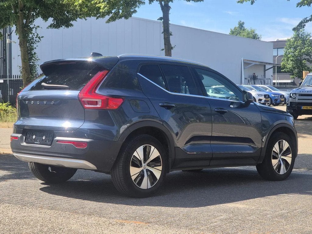 Volvo XC40 1.5 T4 Recharge Inscription Expressi € 28.450,0, Automaat, Euro 6, 1712 kg, Blauw