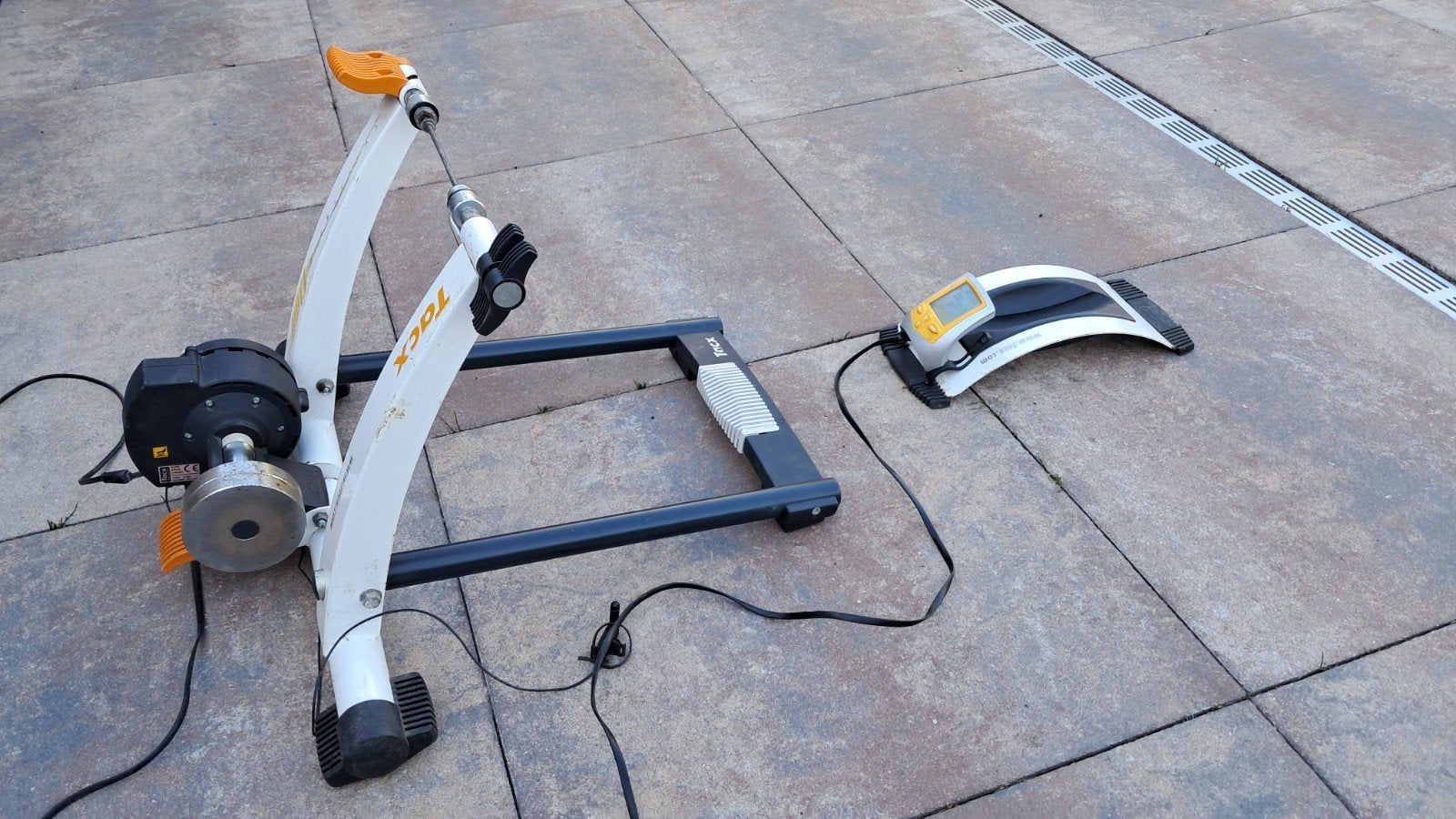 Wegens verhuizing tot 5/6 in Anna P:Tacx Flow fietstrainer, Sport en Fitness, Wielrennen, Ophalen, Gebruikt, Overige typen