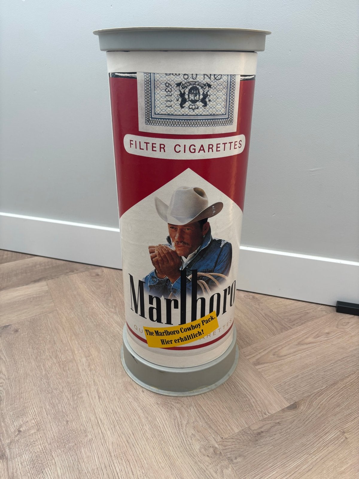 Unieke Marlboro reclame zuil / display - 60 cm hoog, Verzenden, Zo goed als nieuw, Reclamebord