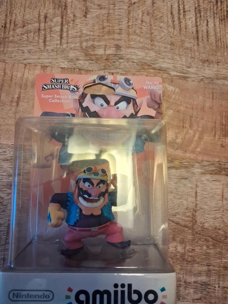 Wario amiibo, 3 spelers of meer, Ophalen of Verzenden, Zo goed als nieuw, Vanaf 3 jaar