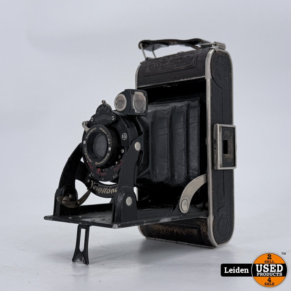 Voigtländer Folding Camera with Voigtar Anastigmat 1:6.3, Flex Ltd., Gebruikt, https://flex.com/contact-us, Nobelstraat 10, 5807 GA Oostrum LB, Limburg, Nederland