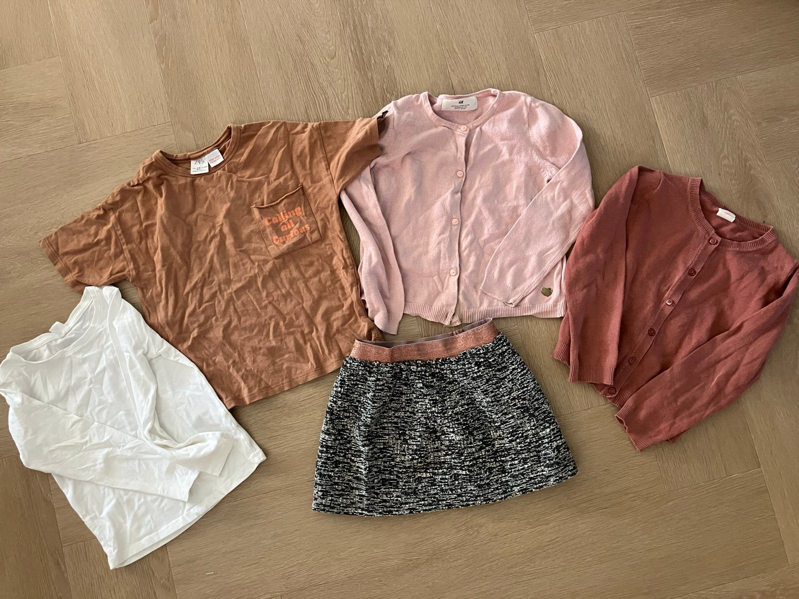 Meisjeskleding pakket: vestjes,  H&M, Hema 104-116, Ophalen of Verzenden, Gebruikt, Meisje, Trui of Vest