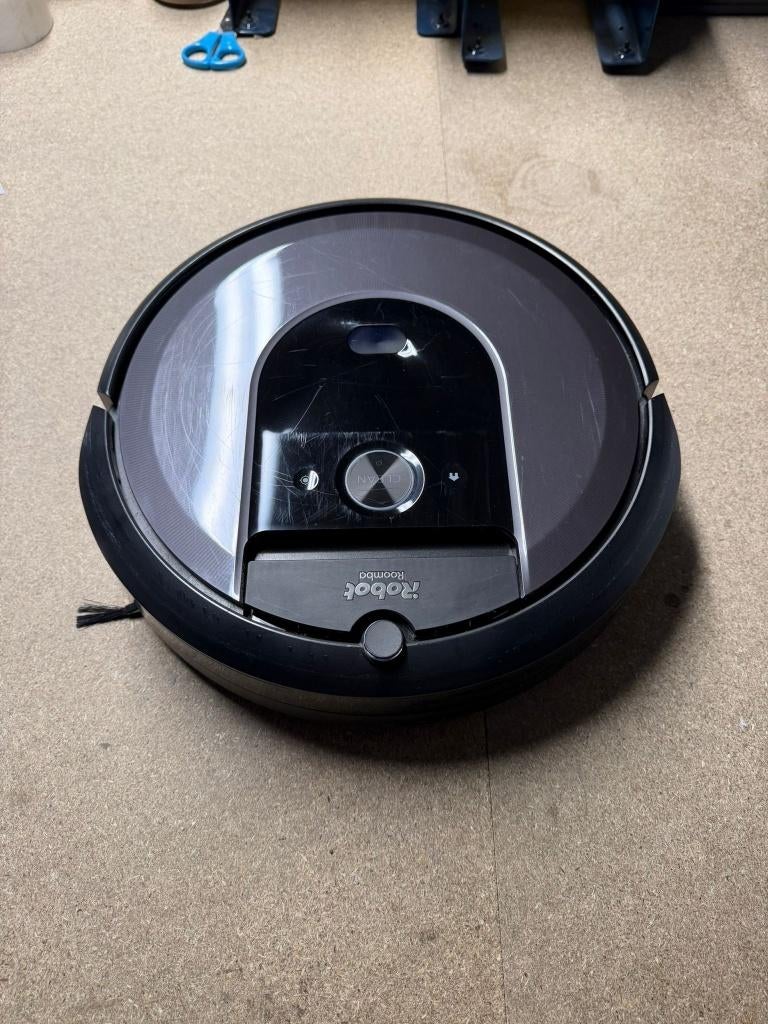 iRobot Roomba Combo i8+ stofzuiger met Dweilfunctie DLS18334, Stofzak, Regulatory@irobot.com, Avenue Albert Einstein 111, 69100 Villeurbanne