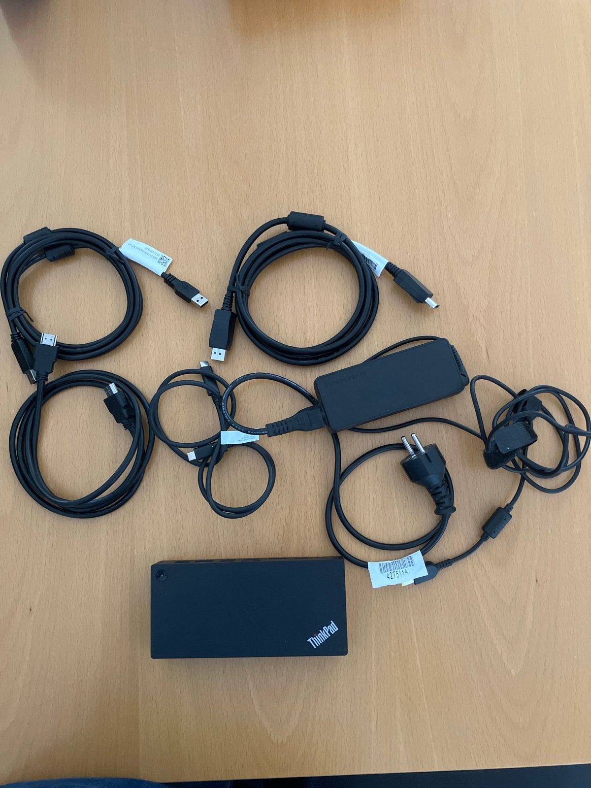 Lenovo Thinkpad USB-C Dock Gen2 type 40ASmet kabels, Lenovo ThinkPad, Ophalen of Verzenden, Zo goed als nieuw, Docking station