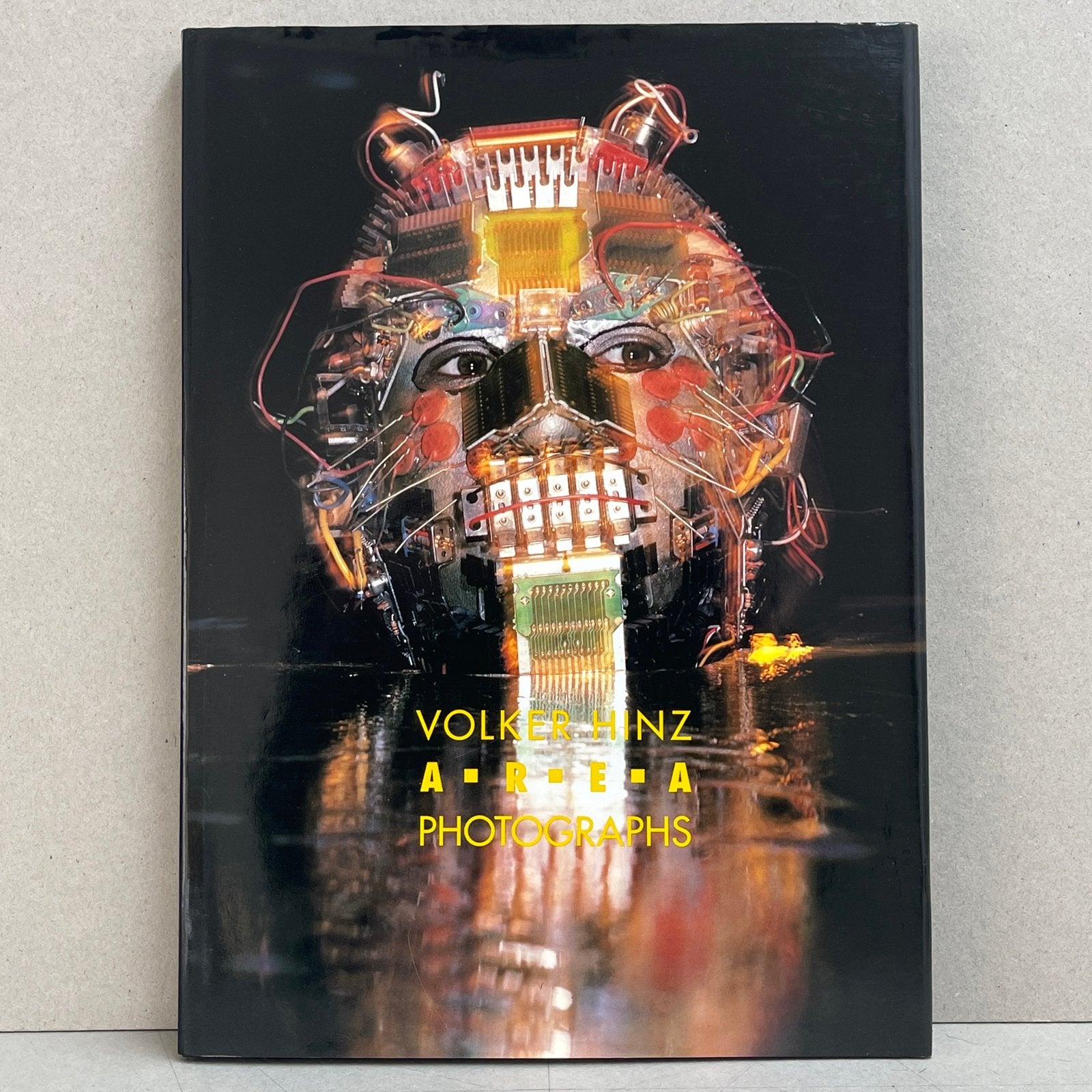 Volker Hinz - A-R-E-A Photographs (Fotoboek), Ophalen of Verzenden, Zo goed als nieuw, Fotografie algemeen