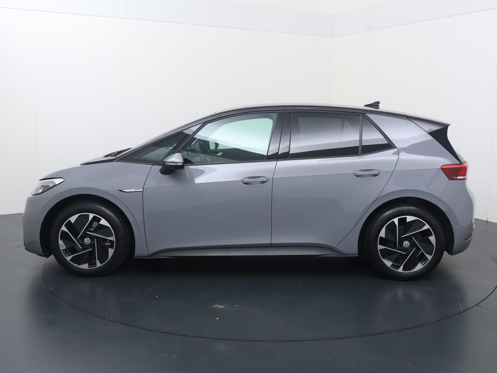 Volkswagen ID.3 Pro Edition Advantage 58 kWh | 204 PK | SoH, Auto's, 12 maanden, Achterwielaandrijving, Gebruikt, Zwart