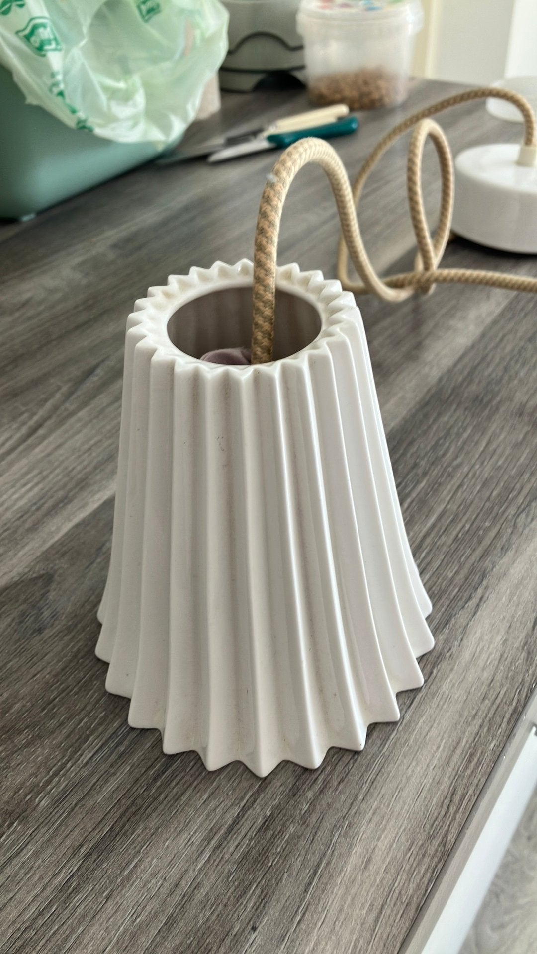 Porseleine hanglamp van Sisi Boy, wit, onbeschadigd, Nieuw, Landelijk, brocante, Steen/keramiek, E27 (groot)
