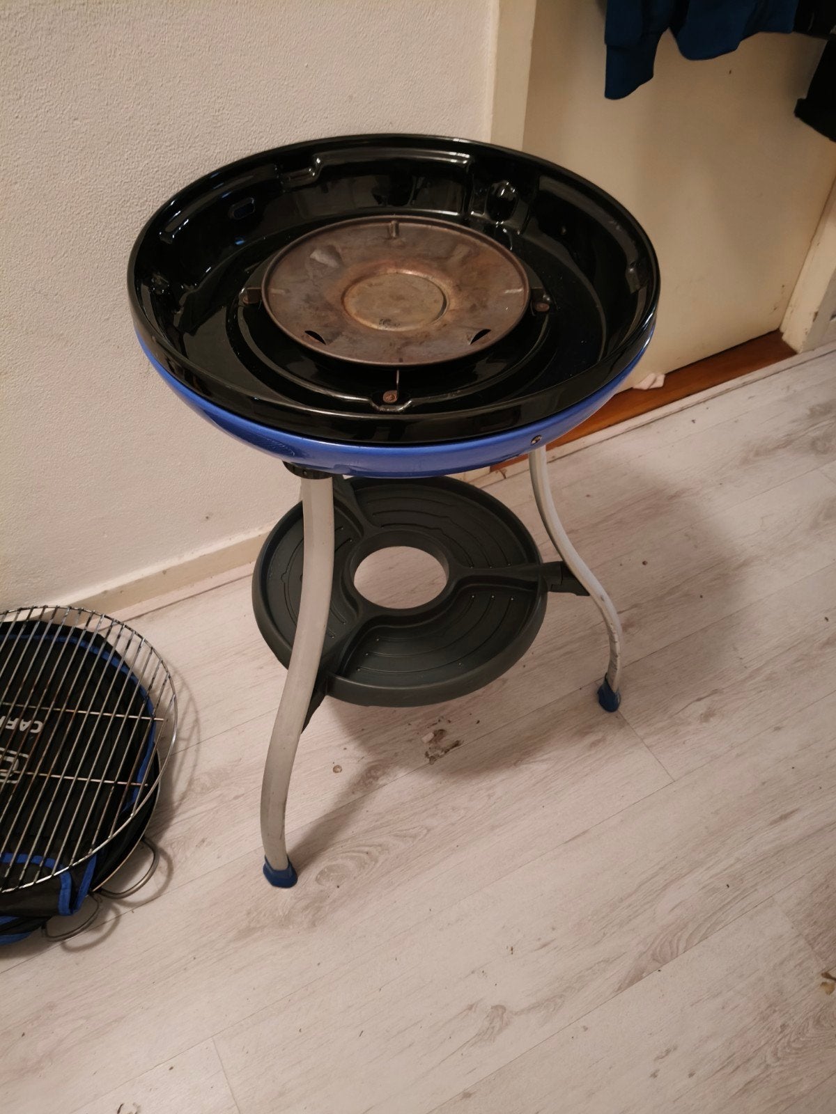 Cadac Carri Chef 2 BBQ/Skottelbraai Compleet met Tassen, Ophalen