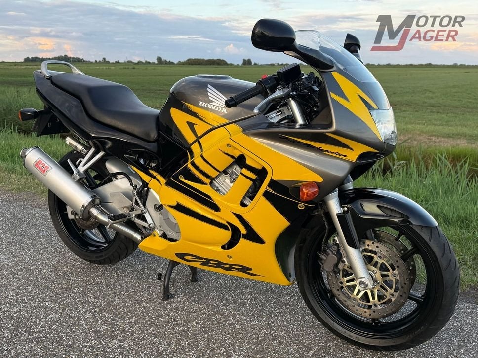 HONDA CBR 600 F + BOS ( cbr600f cbr650 r ), Motoren, Motoren | Honda, Info@motoroccasion.nl, HONDA, 4 cilinders, Motorrijbewijs A