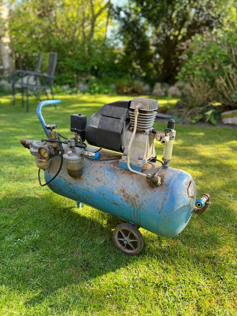 Compressor, Ophalen, Gebruikt, 6 tot 10 bar, Minder dan 200 liter/min