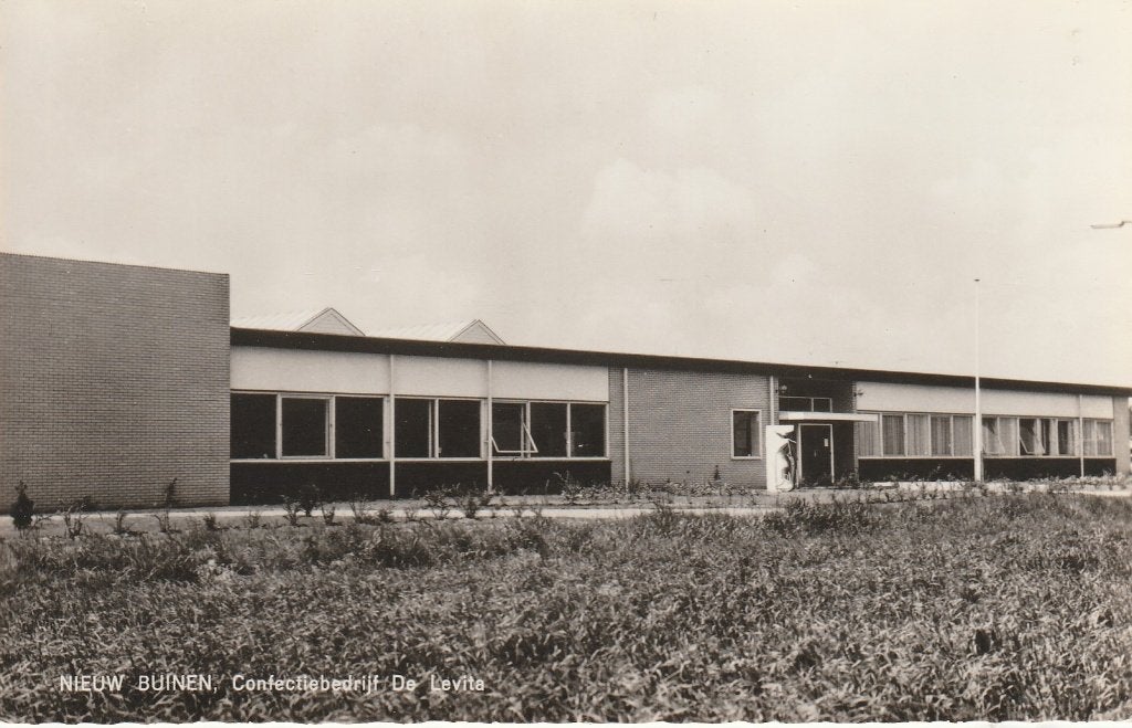 Nieuw-Buinen      Levita Fabriek, Ophalen of Verzenden, 1940 tot 1960, Ongelopen, Drenthe